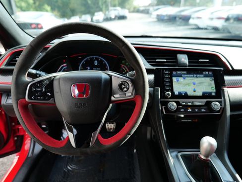 Used 2020 Honda Civic Type R image 17