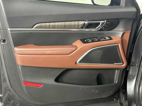 Used 2023 Kia Telluride SX Prestige image 9