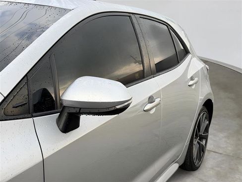 Used 2019 Toyota Corolla XSE FWD image 8