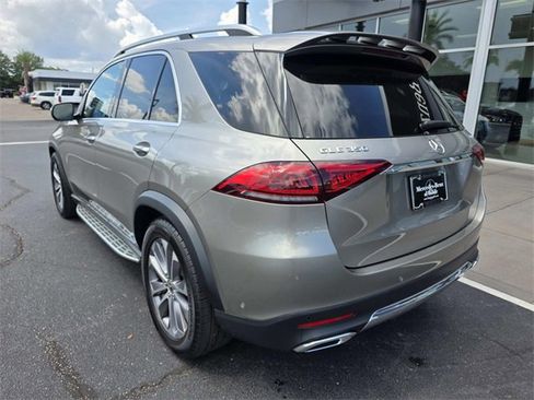 Certified 2022 Mercedes-Benz GLE 350 4MATIC w/ Warmth & Comfort Package image 8