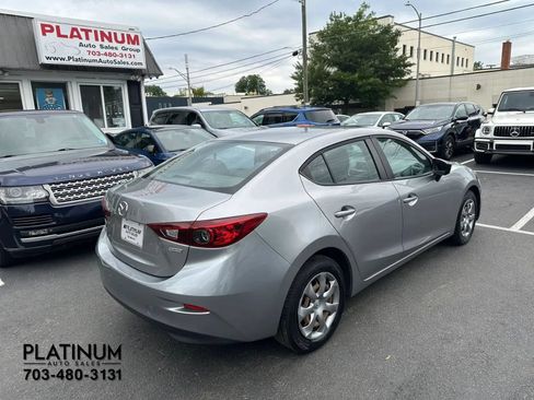 Used 2015 MAZDA MAZDA3 i SV FWD image 5