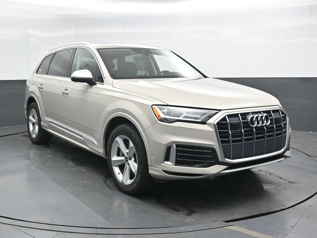 Used 2022 Audi Q7 2.0T Premium Plus w/ Premium Plus Package AWD/4WD image 5