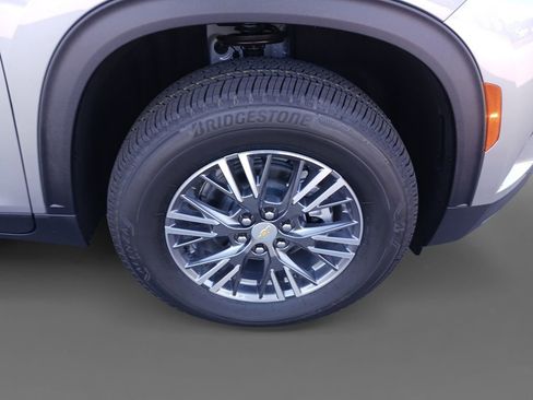 New 2026 Chevrolet Traverse LT w/ Driver Confidence Package image 16