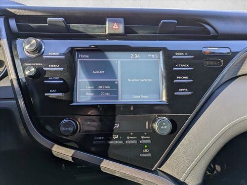 Used 2019 Toyota Camry SE w/ Protection Package (Q2) image 14