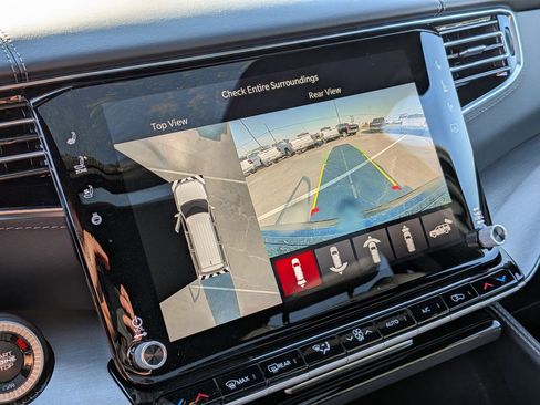 New 2026 Jeep Grand Wagoneer L Limited AWD/4WD image 20