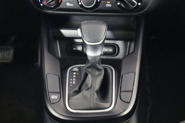 Used 2024 Kia Soul LX w/ LX Technology Package FWD image 31