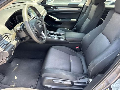 Used 2018 Honda Accord LX image 25