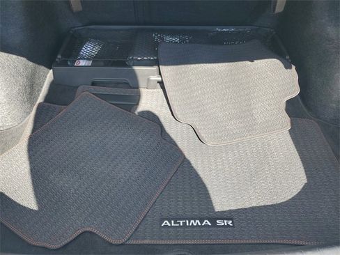 Used 2024 Nissan Altima 2.5 SR image 8