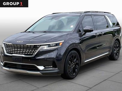 Used 2022 Kia Carnival SX