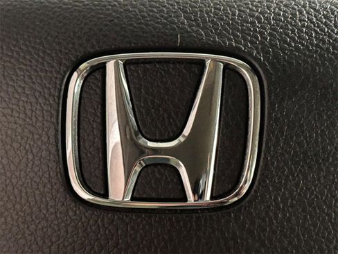 Used 2020 Honda CR-V LX image 19
