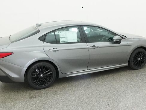 New 2026 Toyota Camry SE FWD image 10