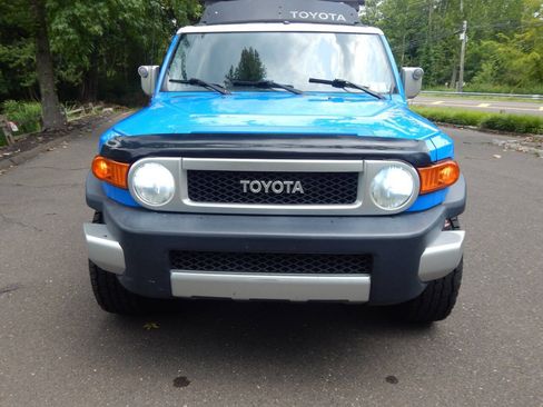 Used 2007 Toyota FJ Cruiser 4WD image 7