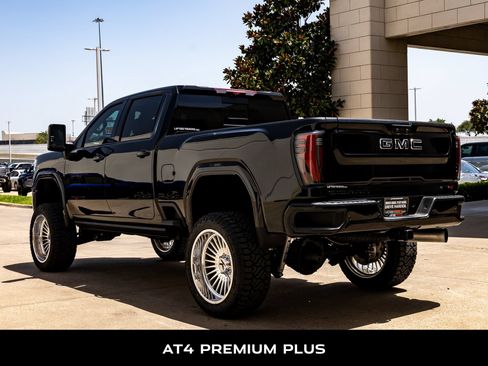 Used 2024 GMC Sierra 2500 AT4 w/ AT4 Premium Plus Package AWD/4WD image 6