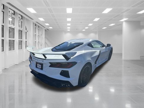 Used 2022 Chevrolet Corvette Stingray Preferred Cpe w/ Body-Color Dual Roof Package image 5