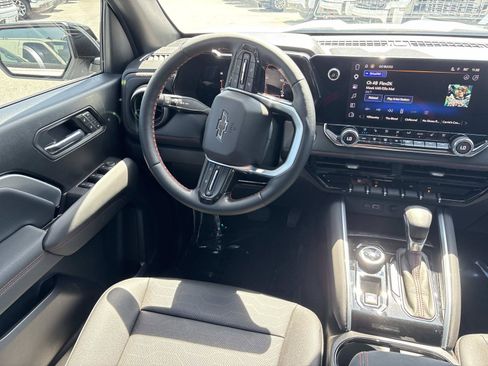 Used 2023 Chevrolet Colorado Z71 w/ Z71 Convenience Package 2 AWD/4WD image 26