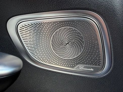 Used 2023 Mercedes-Benz GLC 300 4MATIC image 25