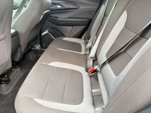 Used 2025 Chevrolet TrailBlazer LT FWD image 22