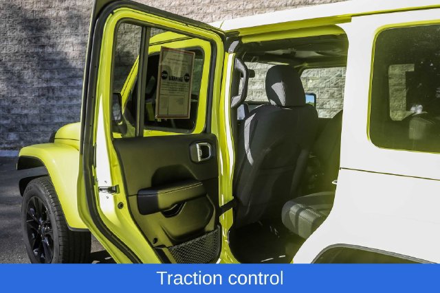 Used 2024 Jeep Wrangler Unlimited Sahara AWD/4WD image 24