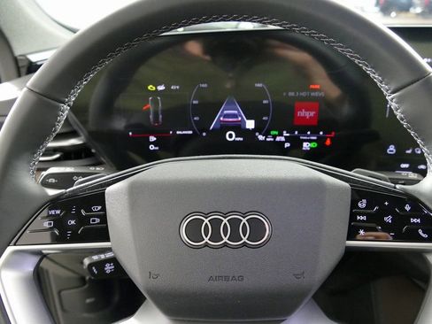 New 2025 Audi Q5 Premium Plus image 17
