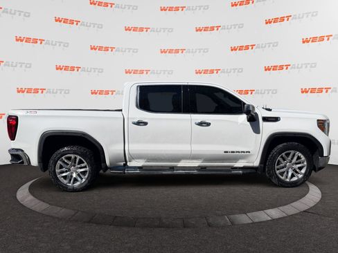 Used 2022 GMC Sierra 1500 SLT w/ SLT Premium Plus Package AWD/4WD image 6