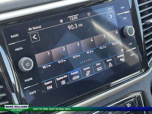 Used 2022 Volkswagen Atlas SEL R-Line image 18