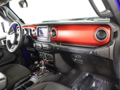 Used 2020 Jeep Wrangler Unlimited Rubicon AWD/4WD image 24