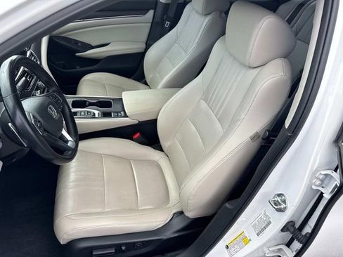 Used 2021 Honda Accord Touring image 28