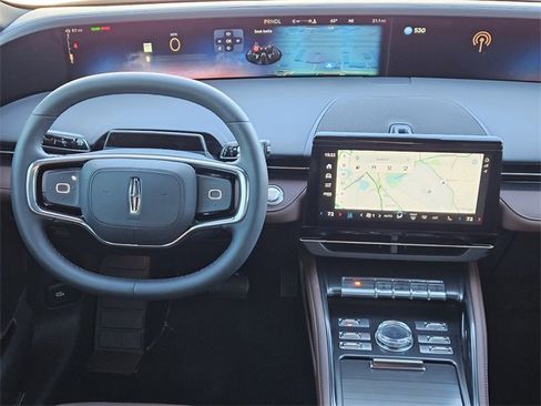 New 2026 Lincoln Nautilus Reserve image 25