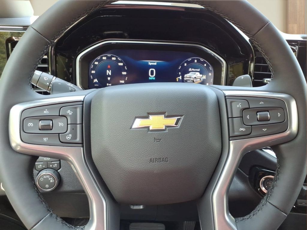 New 2026 Chevrolet Silverado 1500 RST w/ Convenience Package II AWD/4WD image 12