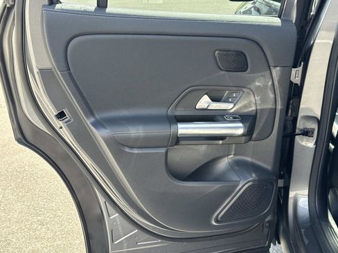 Used 2026 Mercedes-Benz GLA 250 w/ Exclusive Package image 16