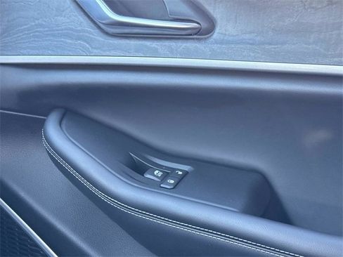 Used 2023 Jeep Grand Cherokee L Limited w/ Trailer Tow Group (B) image 34