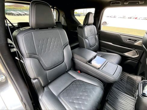 Used 2025 INFINITI QX80 Autograph w/ Autograph Exterior Package image 20