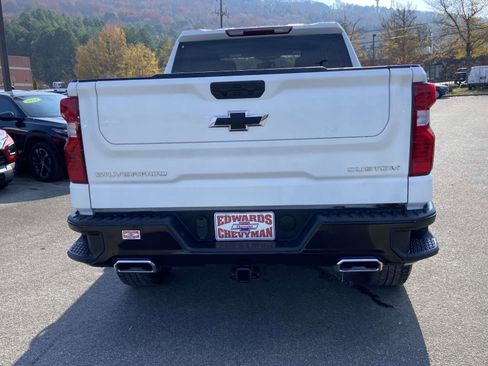 Certified 2025 Chevrolet Silverado 1500 Custom Trail Boss image 21