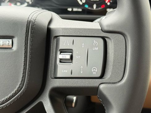 New 2026 Land Rover Defender 110 X AWD/4WD image 22