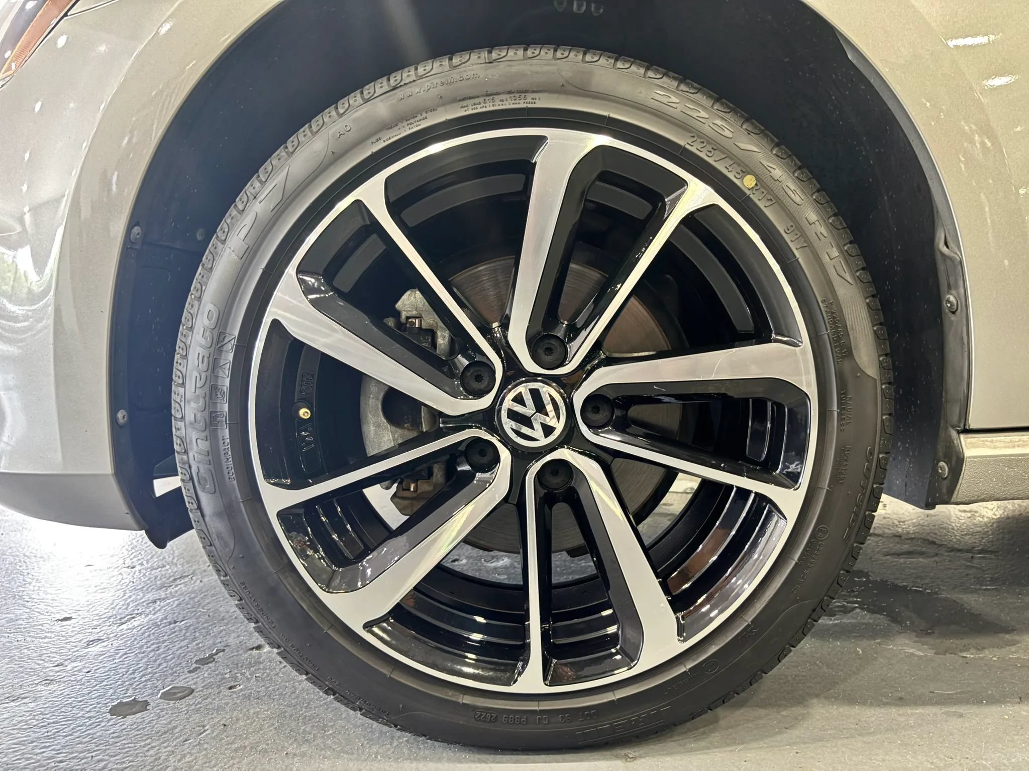 Used 2015 Volkswagen Golf S FWD image 44