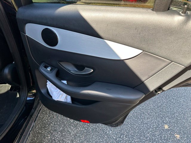 Used 2019 Mercedes-Benz GLC 300 image 16
