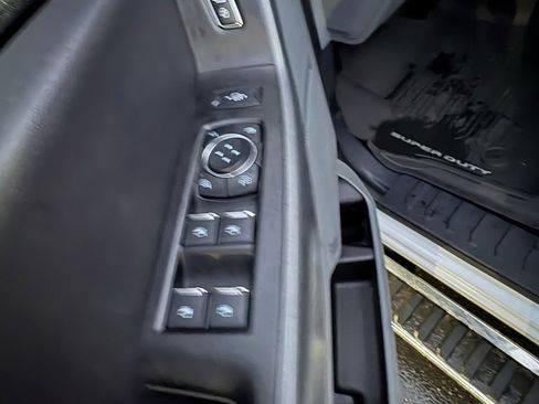 Used 2024 Ford F250 XLT w/ FX4 Off-Road Package image 34