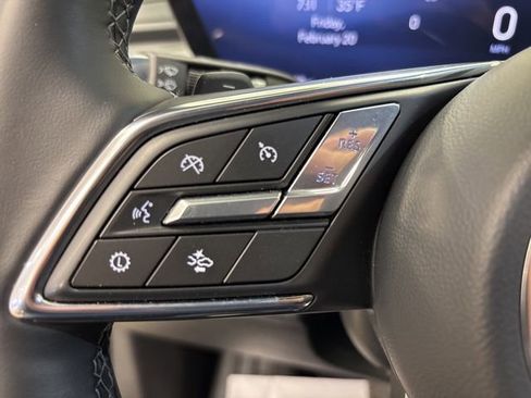 Used 2025 Buick Enclave Preferred image 37