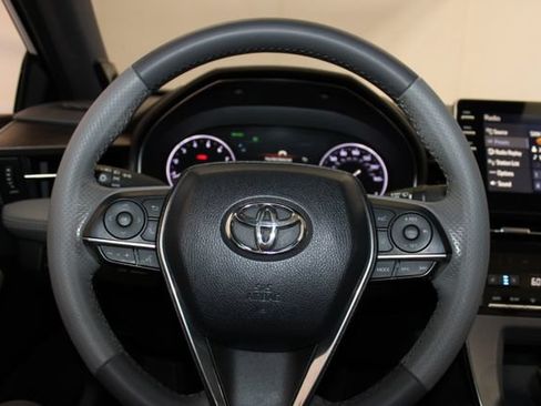 Used 2019 Toyota Avalon Limited w/ All Weather Liner Package FWD image 21
