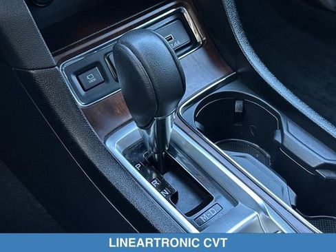 Used 2024 Subaru Ascent Touring AWD/4WD image 25