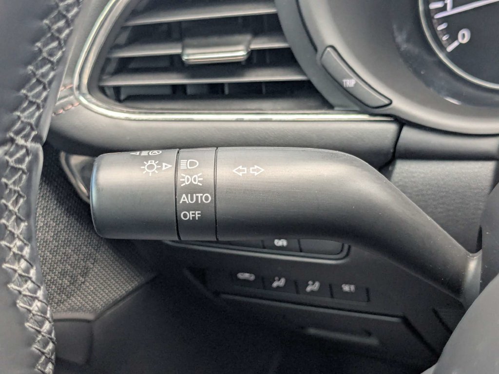 Used 2021 MAZDA MAZDA3 s FWD image 30