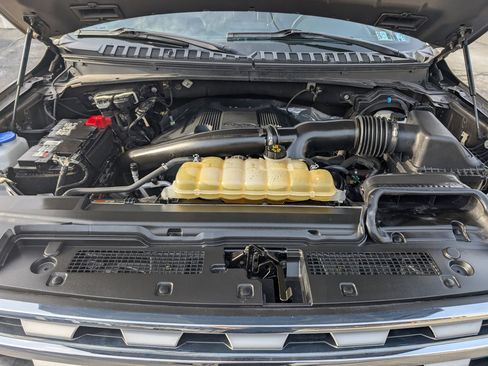 Used 2019 Ford Expedition Limited w/ Equipment Group 302A image 29