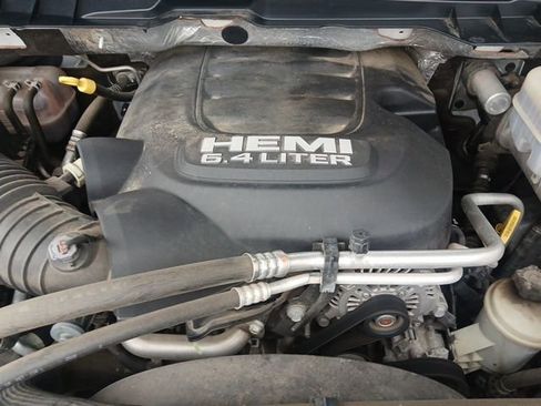 Used 2018 RAM 2500 Tradesman w/ Chrome Appearance Group image 50