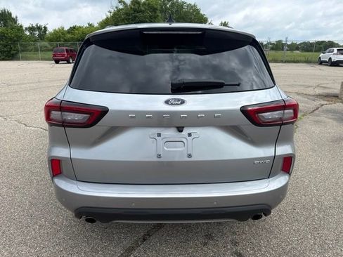 Used 2023 Ford Escape ST-Line w/ Tech Pack #1 AWD/4WD image 6
