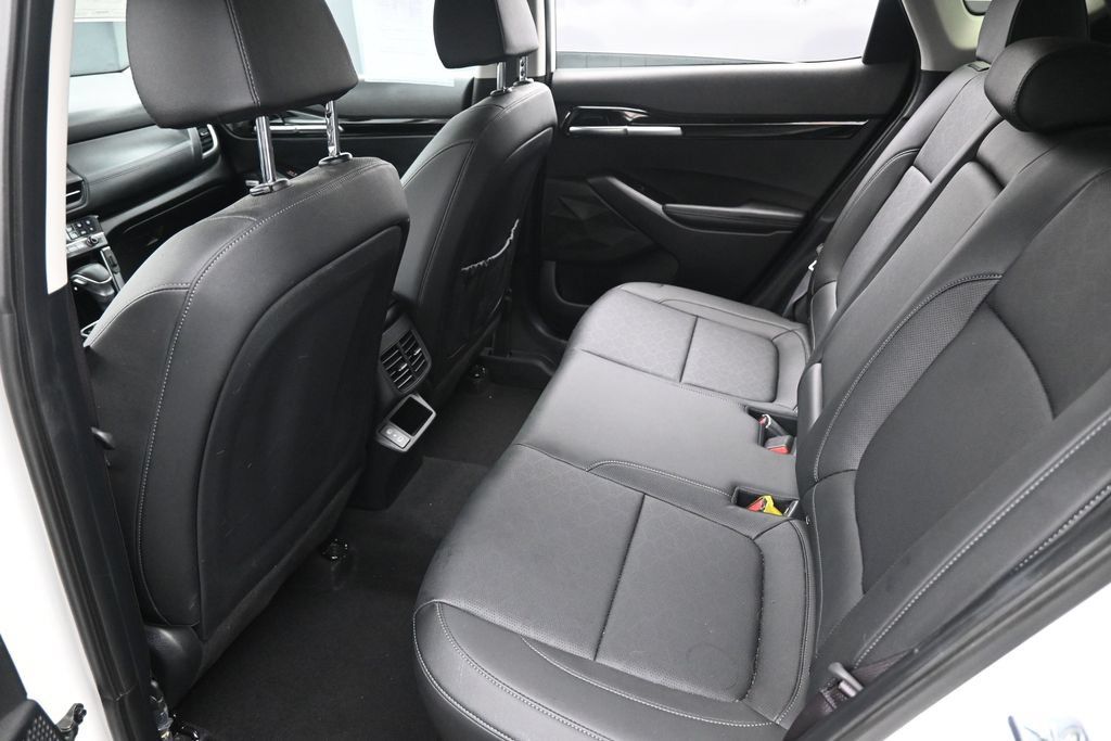 Used 2024 Kia Seltos SX AWD/4WD image 32