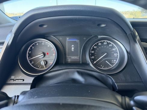 Used 2023 Toyota Camry SE image 27