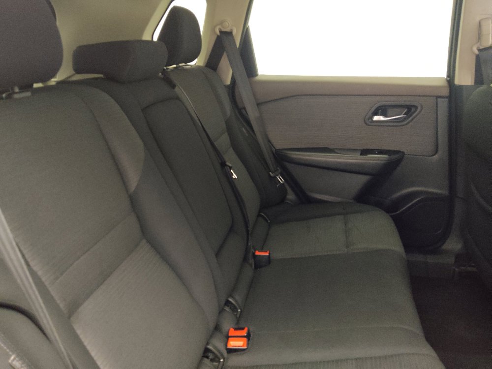 Used 2021 Nissan Rogue SV FWD image 19