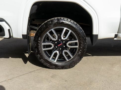 Used 2024 GMC Sierra 1500 AT4 w/ AT4 Preferred Package image 38