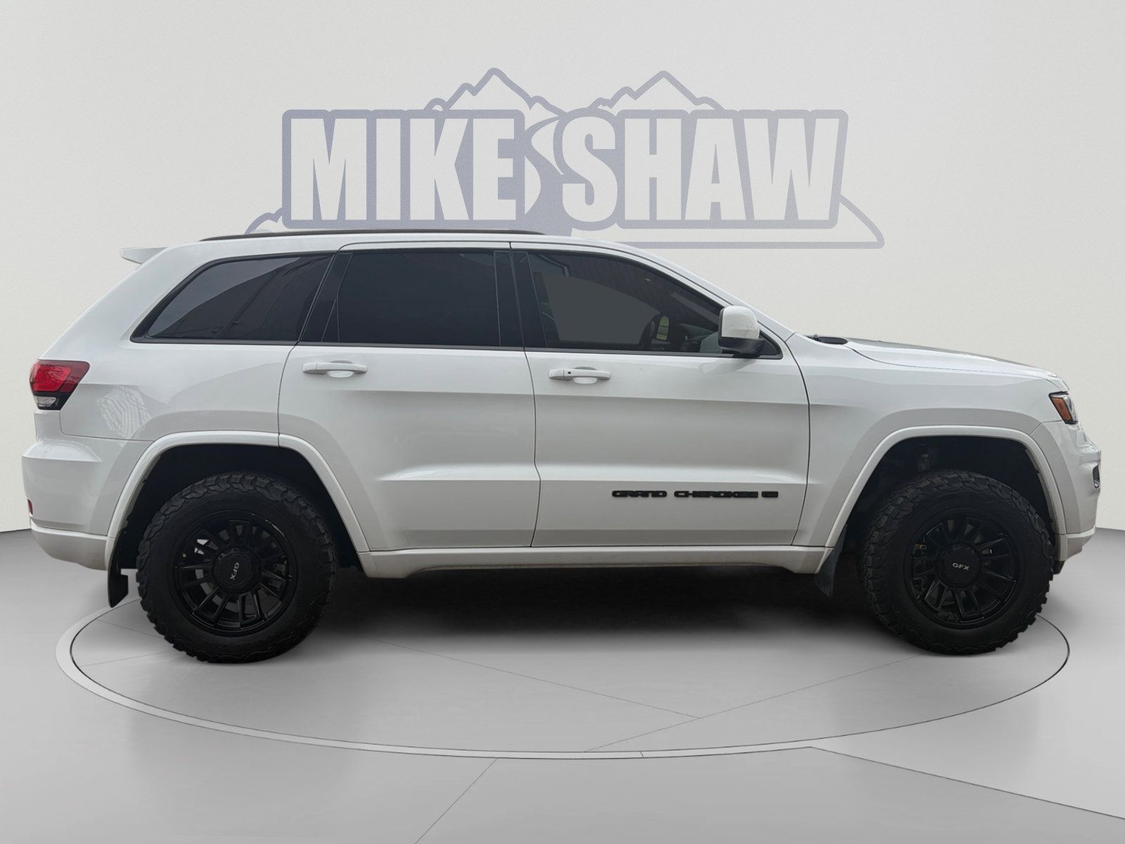 Used 2022 Jeep Grand Cherokee Laredo X AWD/4WD image 6