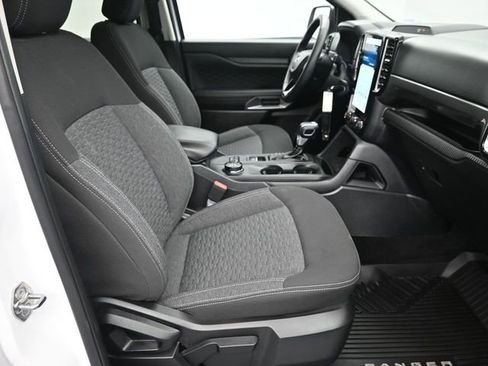 Used 2024 Ford Ranger XLT image 12